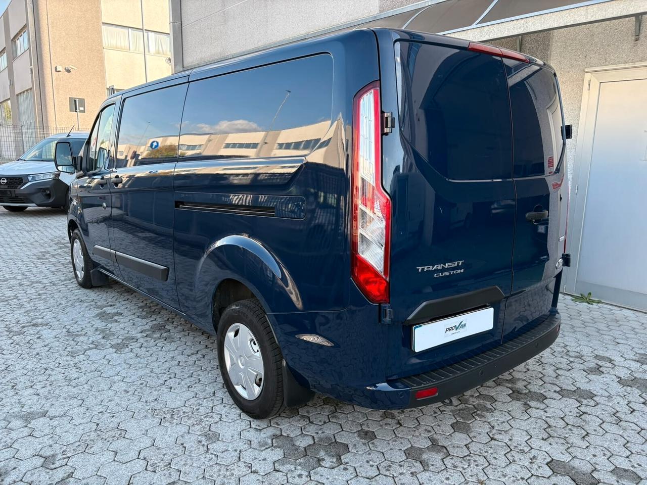 Ford TRANSIT CUSTOM L2 H1 Hybrid EcoBlue 130 cv