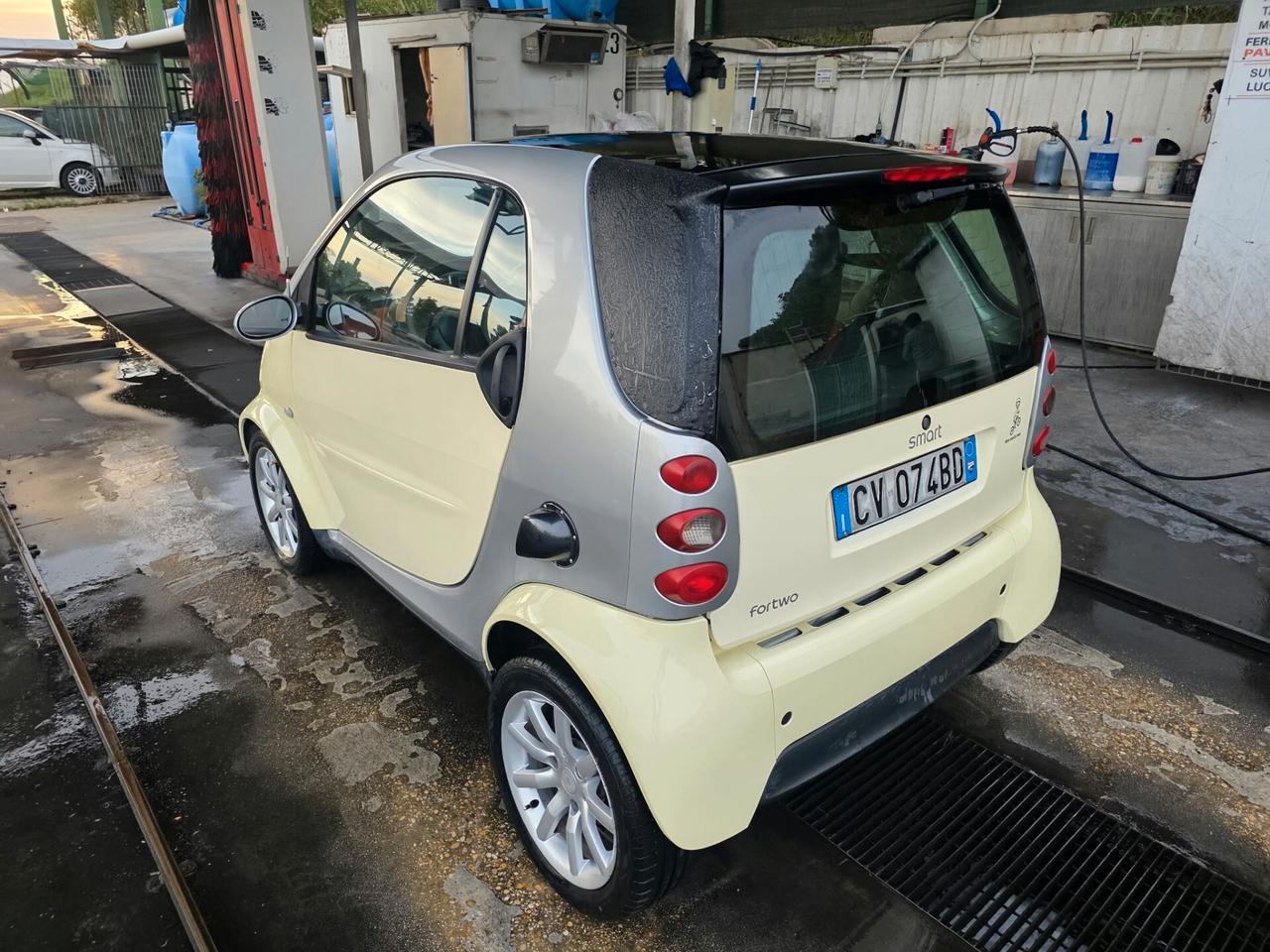 Smart ForTwo 700 coupé pure (45 kW)
