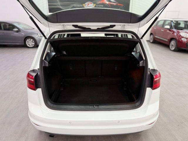 VOLKSWAGEN Golf Sportsvan 1.6 TDI 110CV Highline BlueMotion Technology