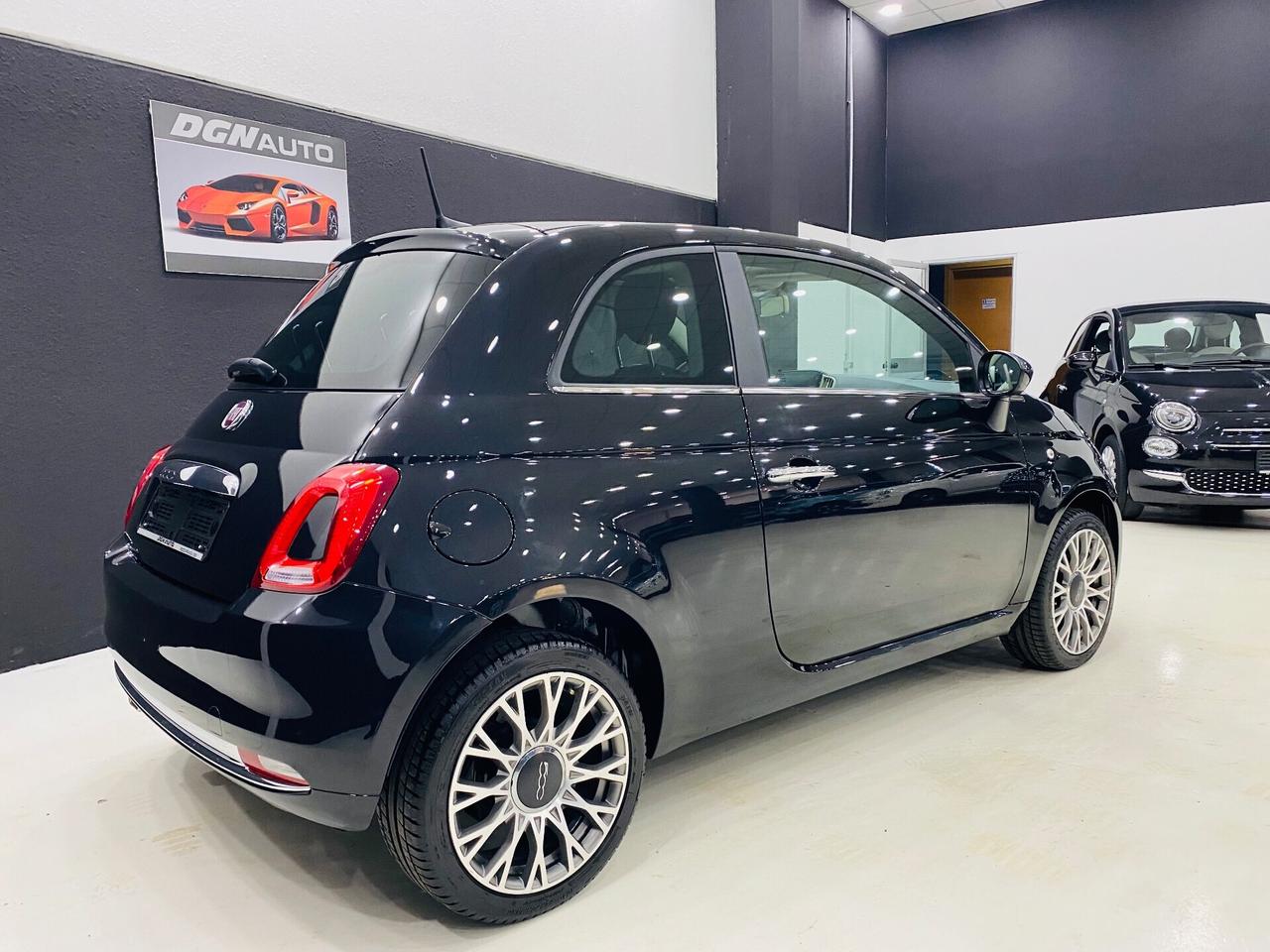 Fiat 500 1.0 Hybrid Dolcevita Navy CarPlay Prezzo promo 10999