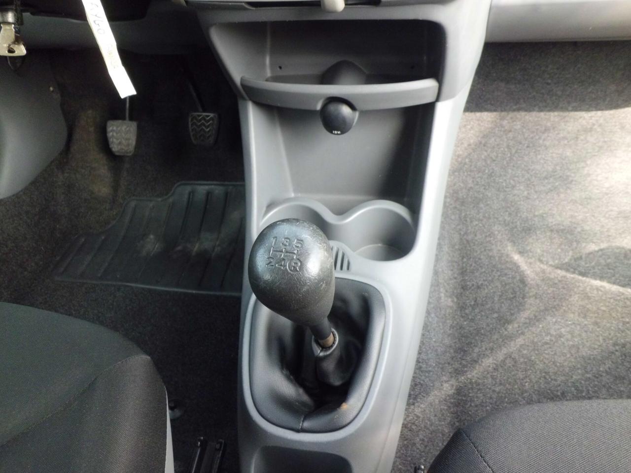 Toyota Aygo 1.0 12V VVT-i 5 porte Sol Connect