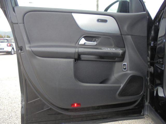 MERCEDES-BENZ GLB 200 d Automatic 4Matic Sport n°49
