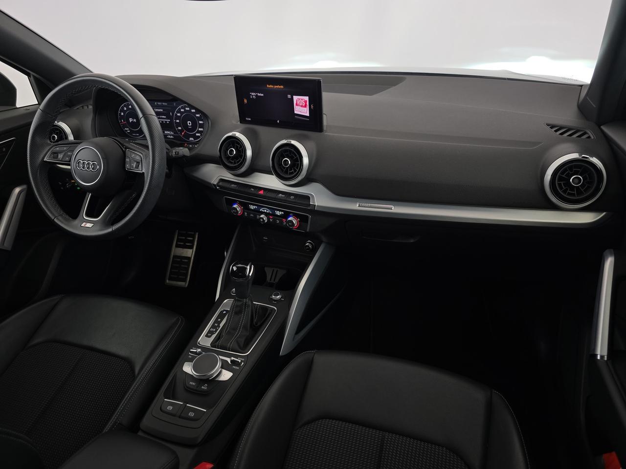 Audi Q2 35 1.5 tfsi admired s-tronic