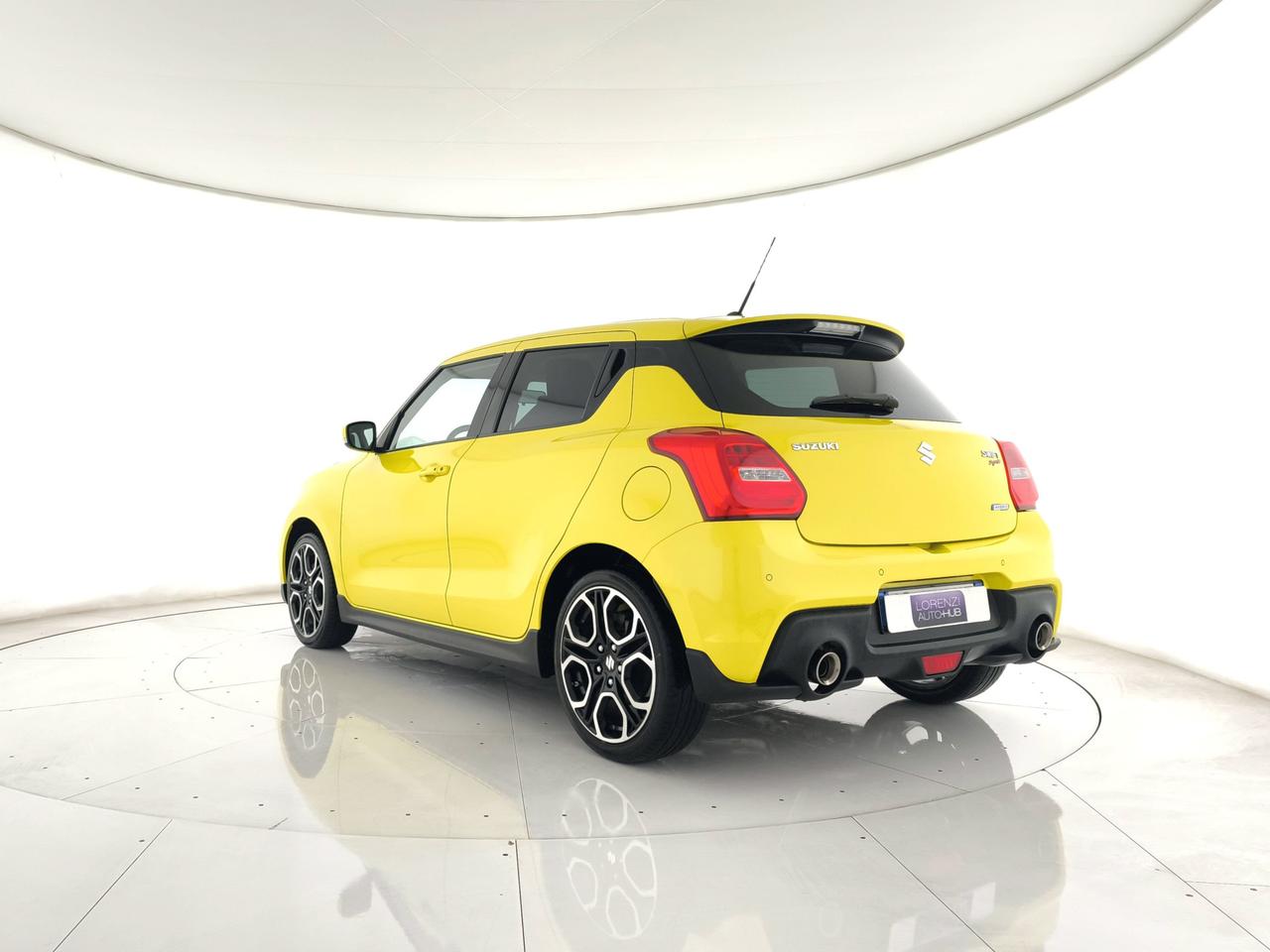 SUZUKI Swift 1.4h Sport 2wd ACC+CAMERA+C17"+NEOPATENTATI