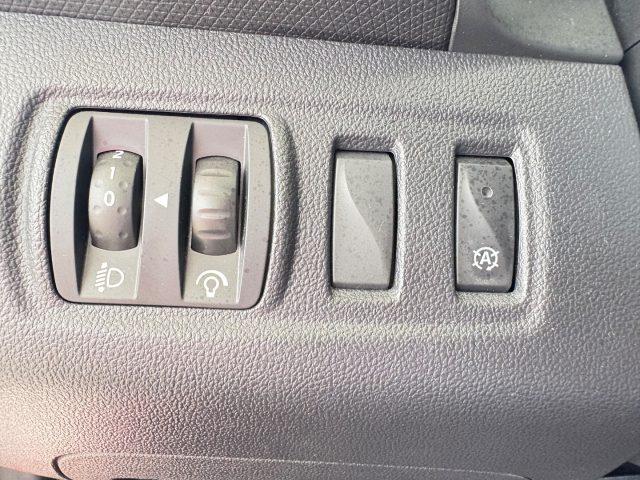 RENAULT Clio 90CV 5 porte NEOPATENTATI NESSUN OBBLIGO DI FINANZ