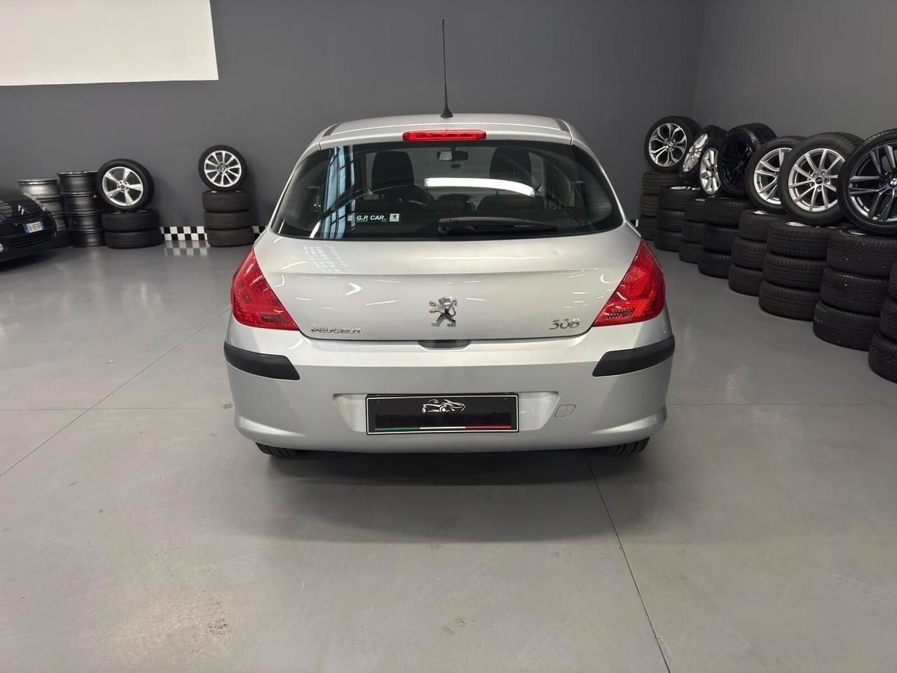 Peugeot 308 1.4 VTi 98CV 5p. Premium