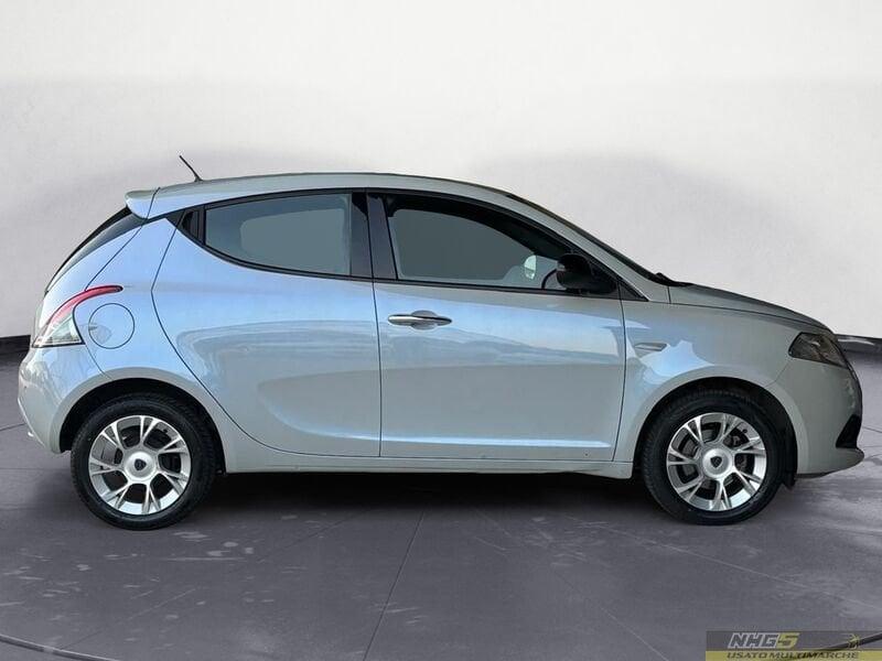 Lancia Ypsilon Ypsilon 1.2 69 CV 5 porte S&S Gold