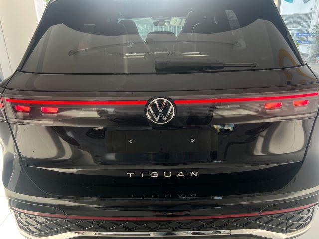VOLKSWAGEN Tiguan 2.0 TDI 150 CV DSG R-Line Plus da ?519,00 mensili