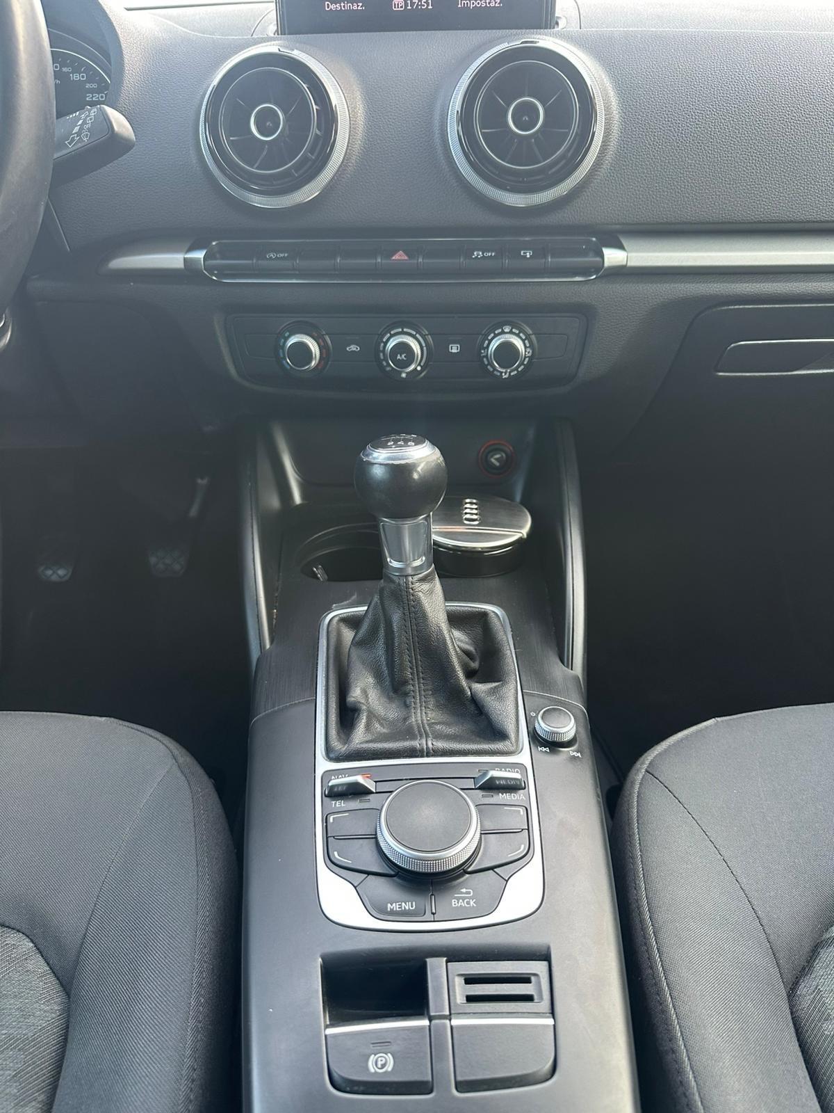 Audi A3 1.6 TDI Attraction