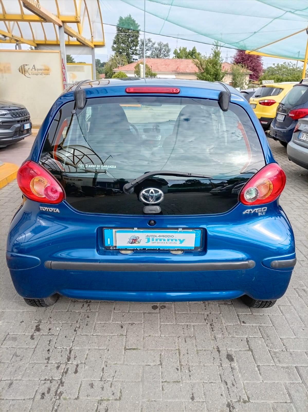 Toyota Aygo 1.0 12V VVT-i 5 porte Blue