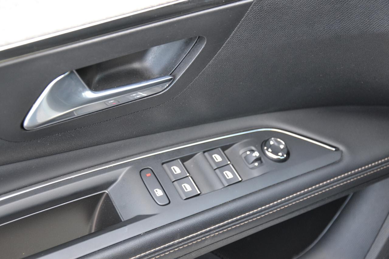 Peugeot 5008 2.0 HDi 180CV GT 7 POSTI AUT.**PREZZO REALE*UNIPRO