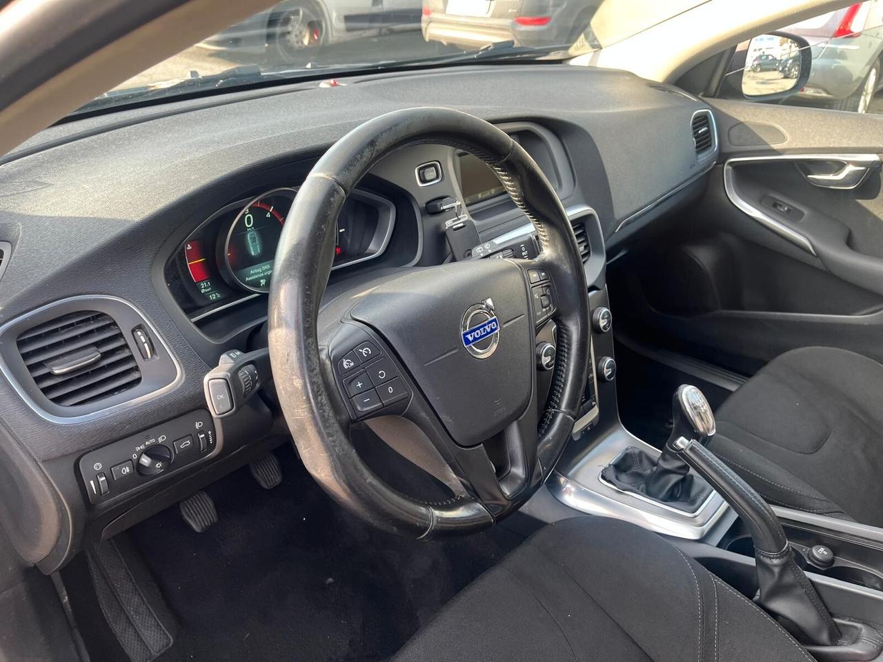 Volvo V40 D2 1.6