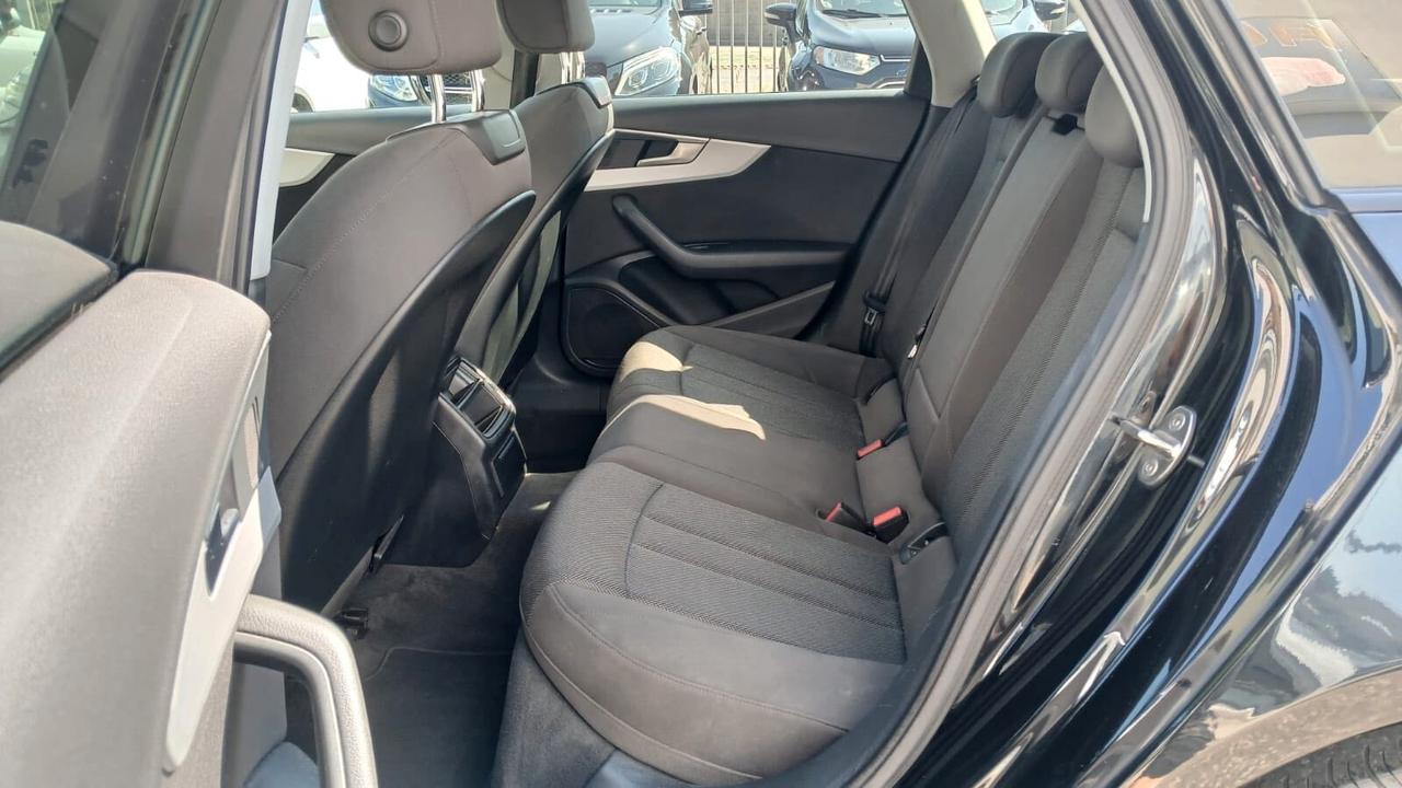 Audi A4 Avant 2.0 TDI 150 CV Sport