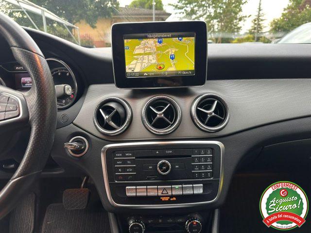 MERCEDES-BENZ CLA 200 S.W. Premium Automatica