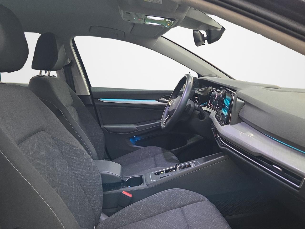 Volkswagen Golf 1.0 eTSI EVO DSG Life