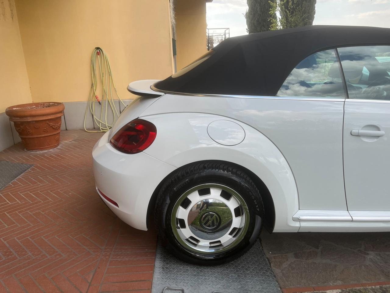 Volkswagen Maggiolino Cabrio 2.0 TDI Design BlueMotion Technology