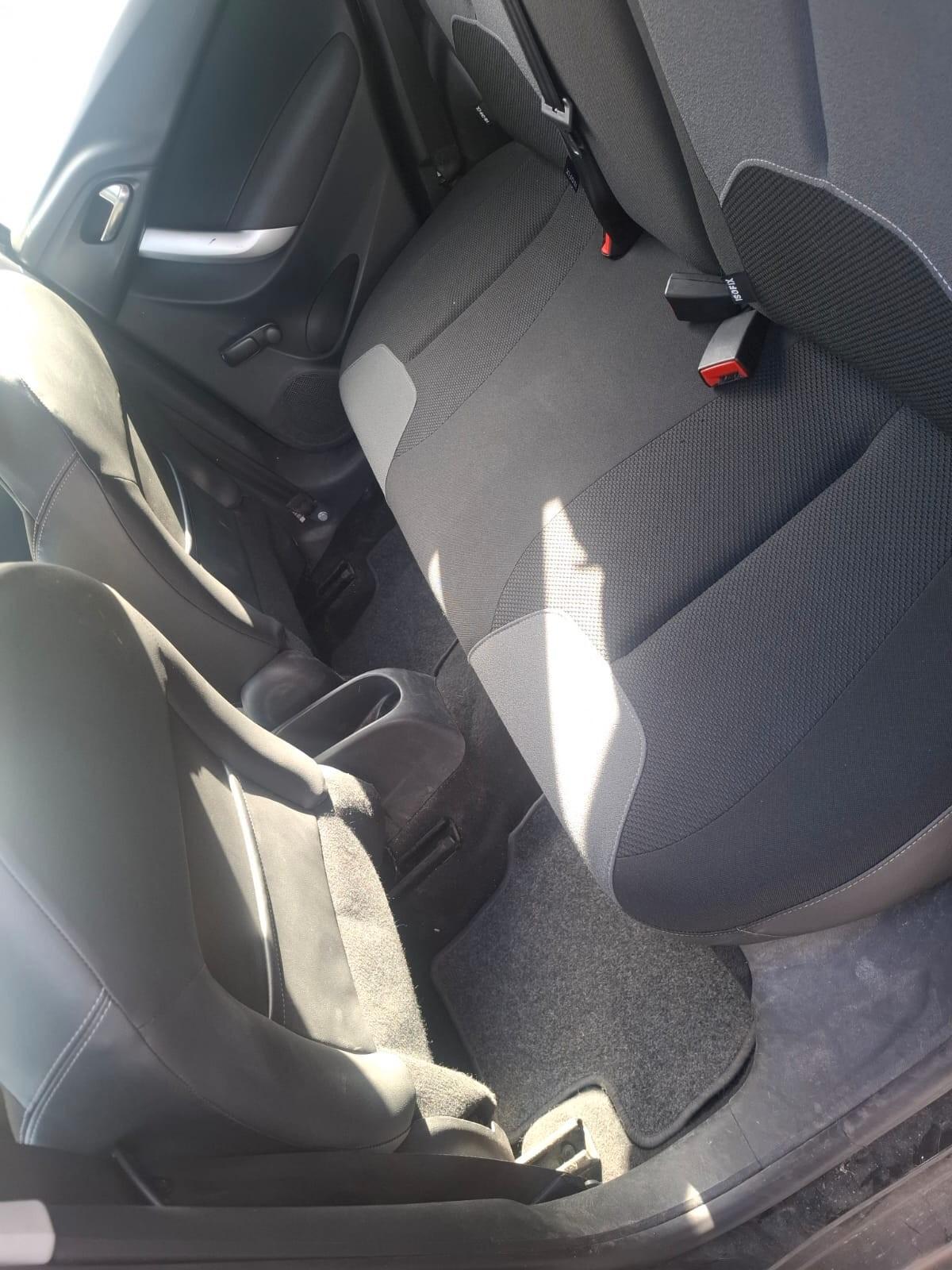 Citroen C3 PureTech 82 Exclusive (60 Kw)
