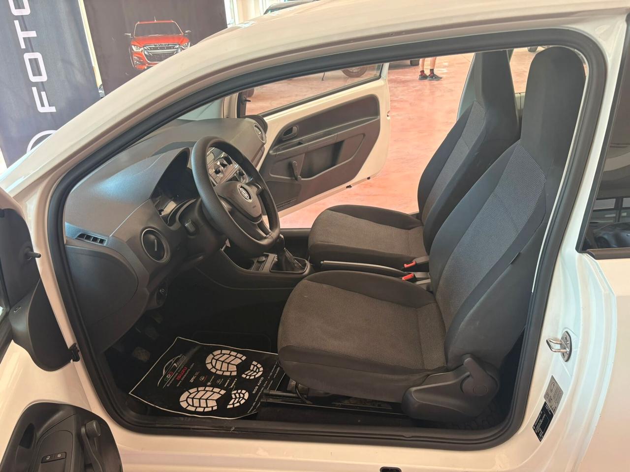 VOLKSWAGEN UP benzina 1000 CV 60 Km 155.974 X NEOPATENTATI