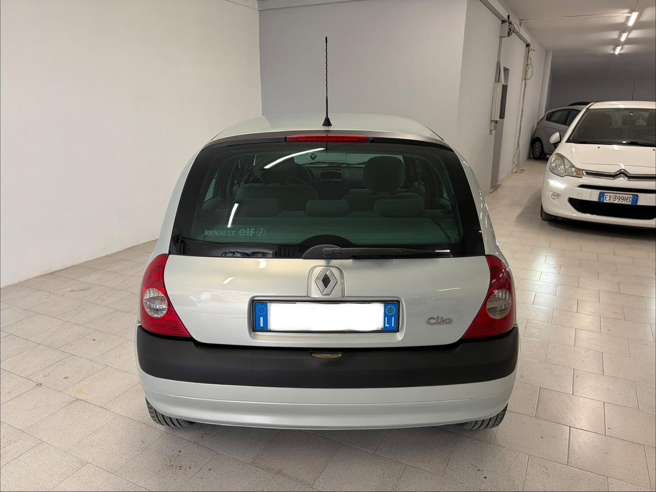 Renault Clio 1.2 16V cat 5 porte Privilège km 109.000 Nuova !