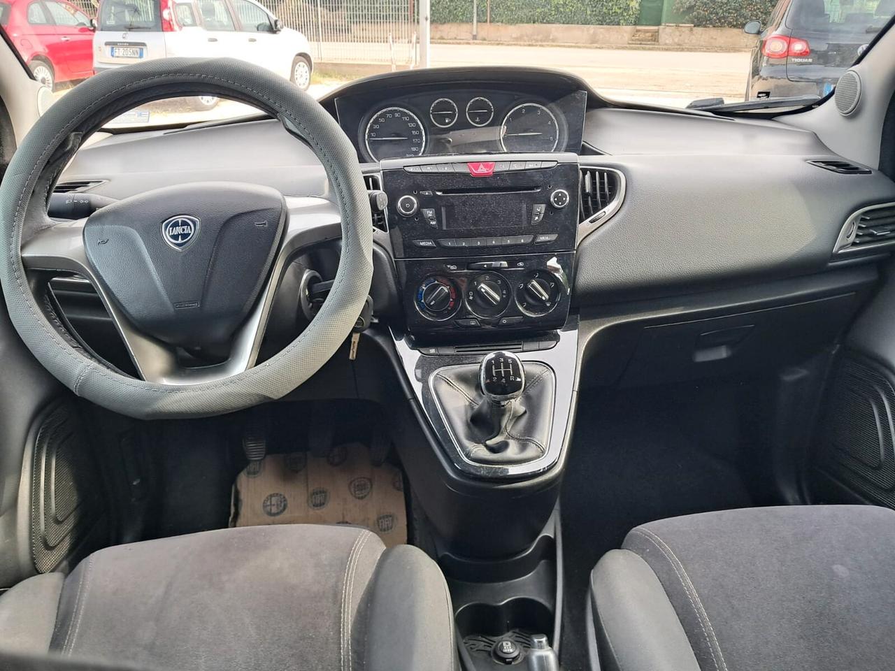 Lancia Ypsilon 1.3 MJT 16V 95 CV 5 porte S&S Platinum