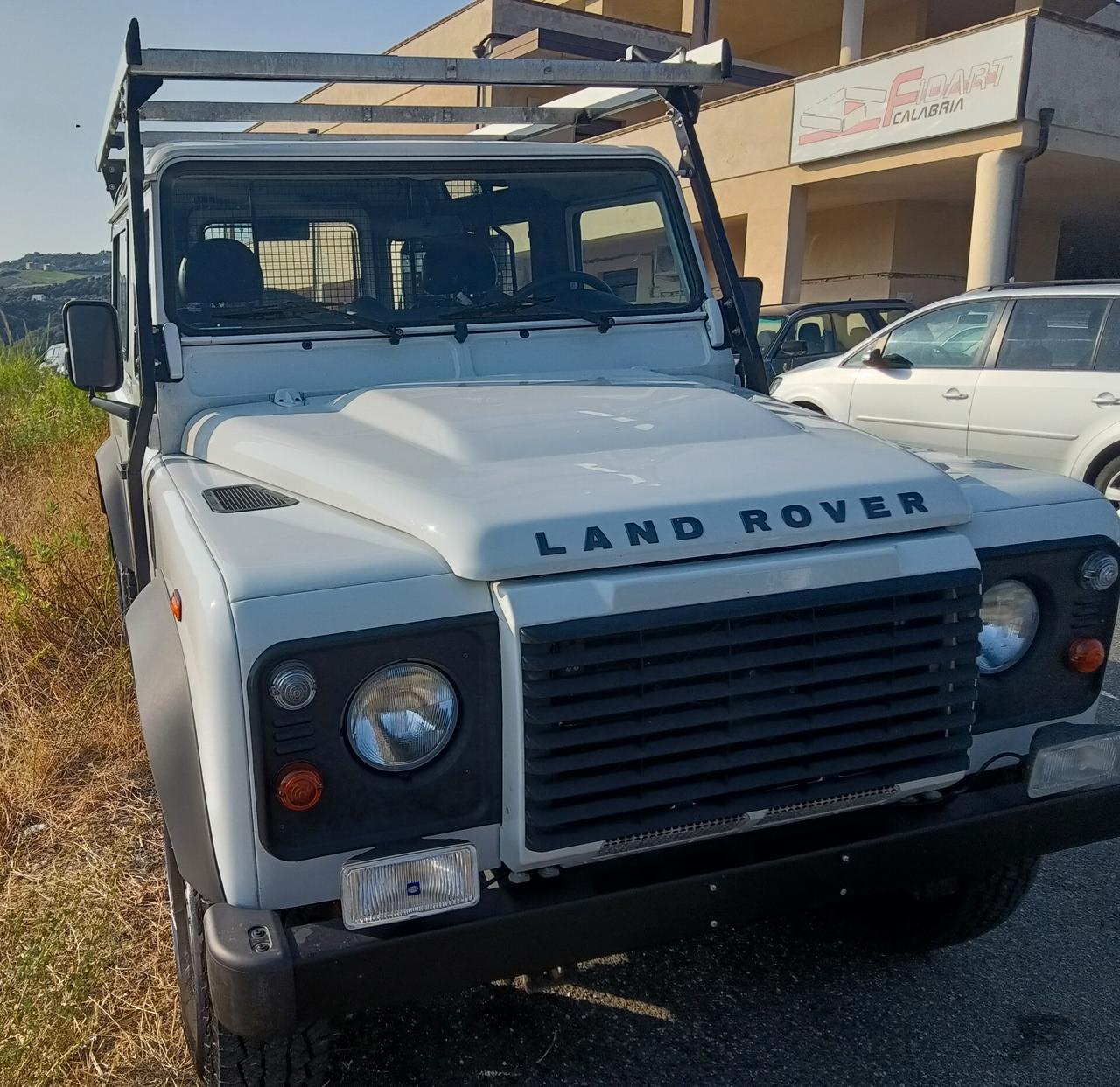 Land Rover Defender 90 2.2 TD4 Station Wagon E N1