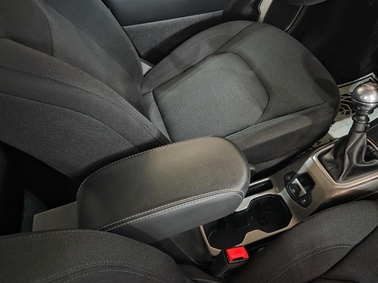 Jeep Renegade 1.6 Mjt 130 CV Longitude