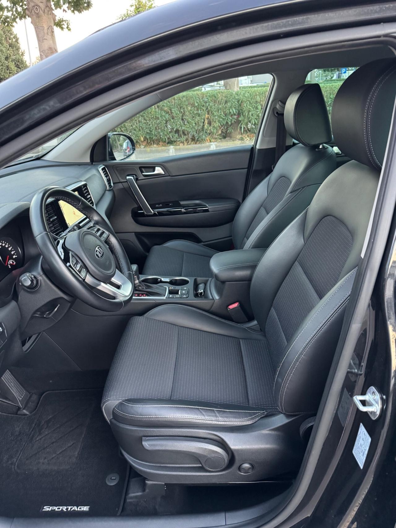 Kia Sportage 1.6 CRDI CAMBIO AUTOMATICO/4x4/FARI LED