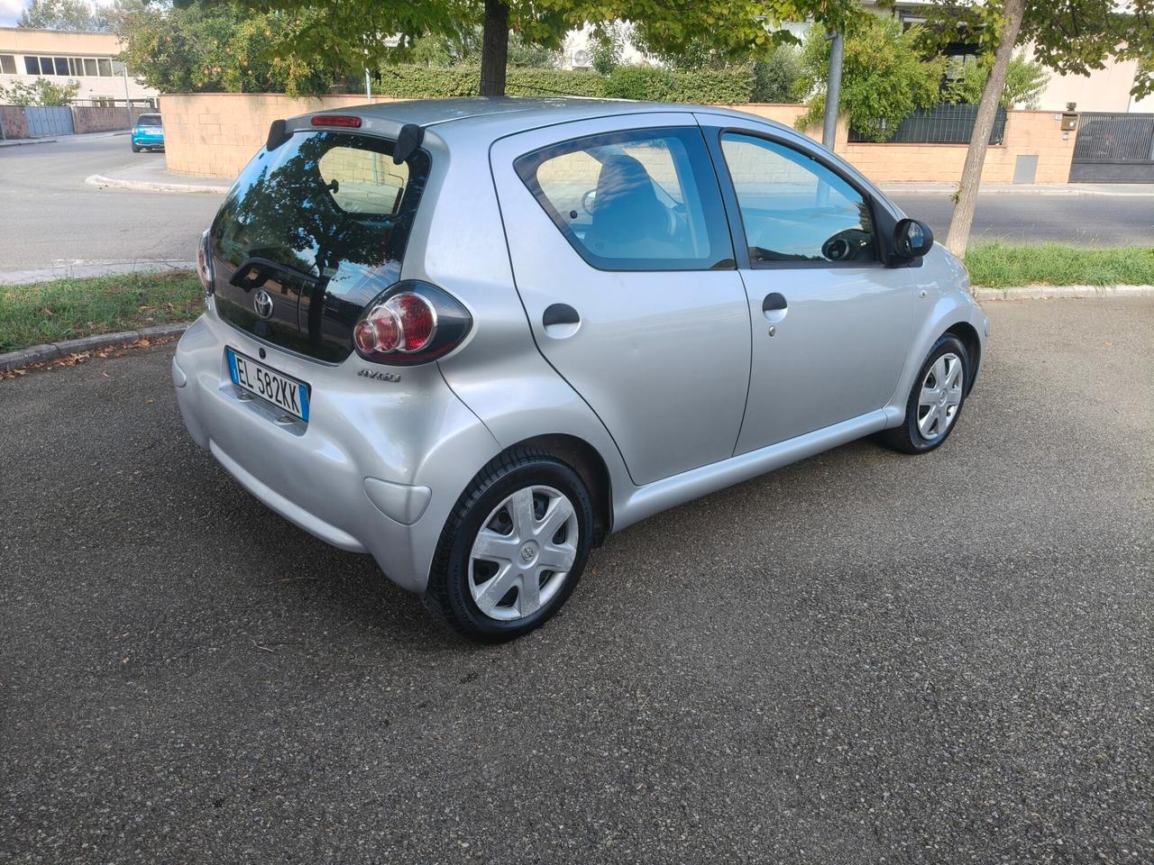 Toyota Aygo 1.0 5 porte 2012 SOLO 45.000 KM