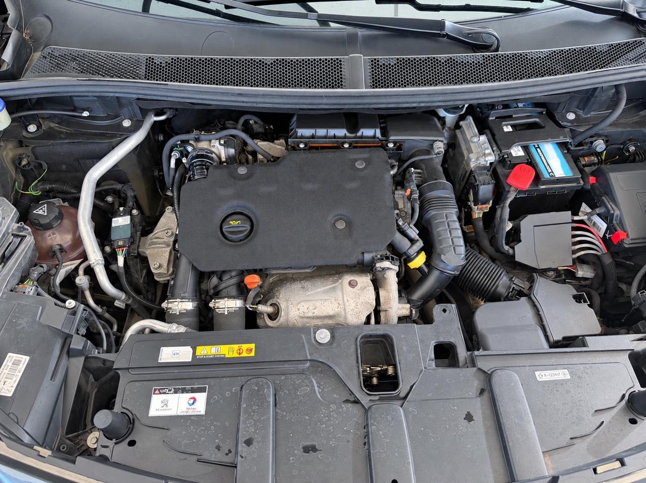 Peugeot 3008 2019 130 EAT8 Garanzia 2029