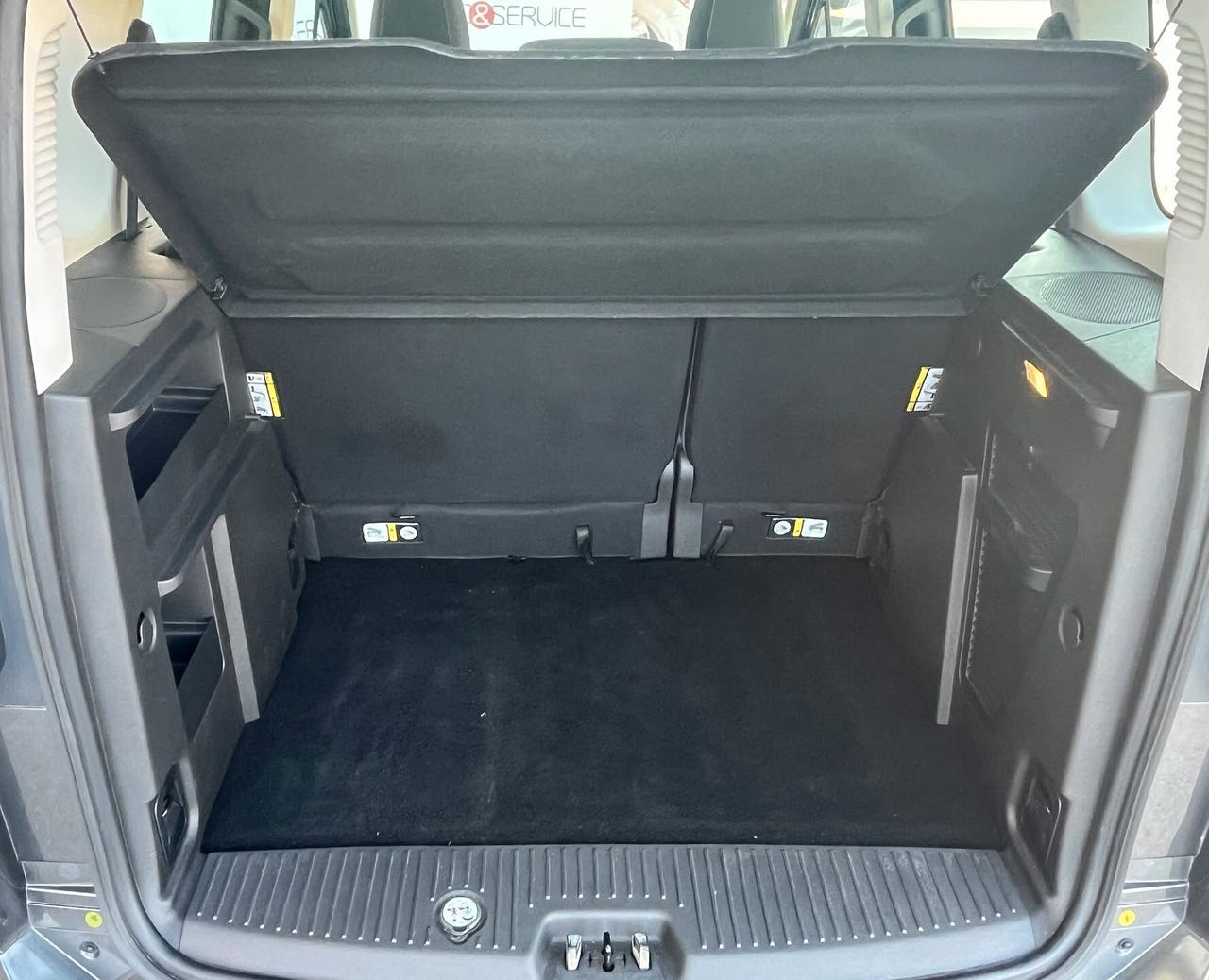 Ford Tourneo Courier 1.0 EcoBoost 100 CV S&S Sport Neopat. OK