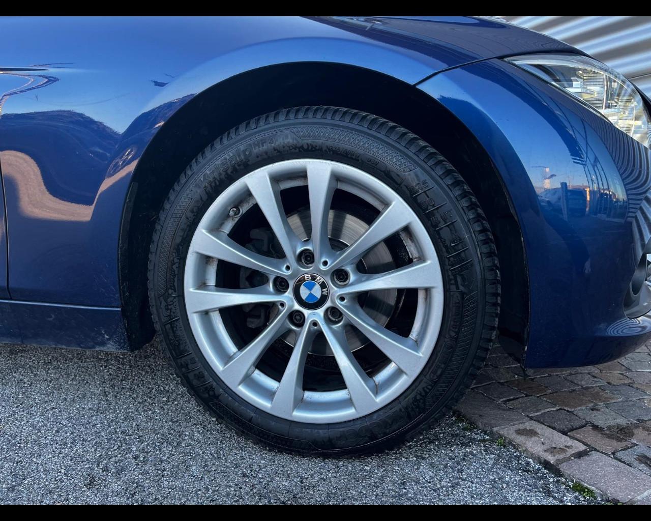 BMW 318d TOURING BUSINESS ADVANTAGE