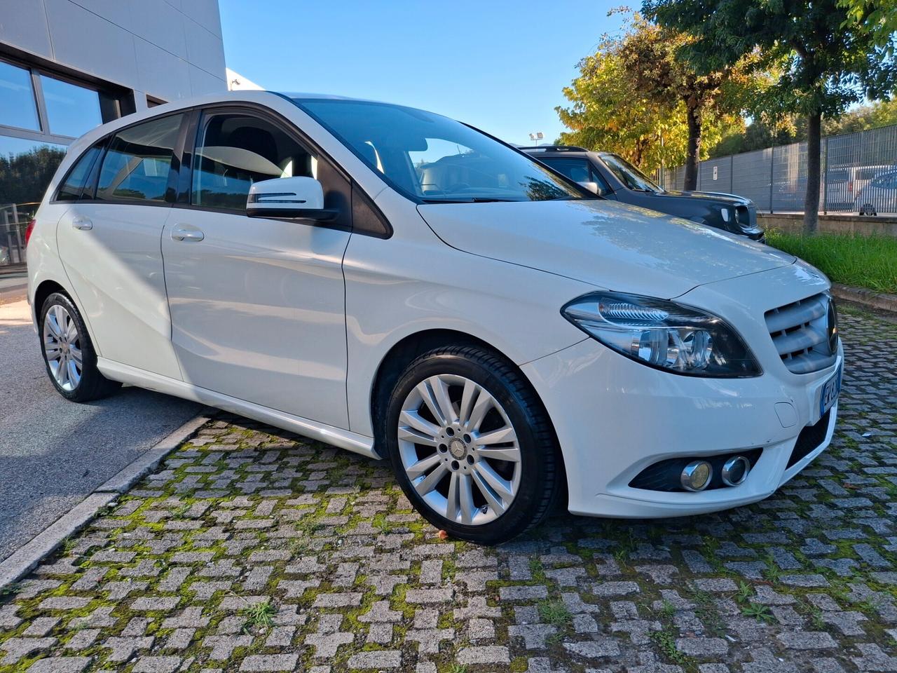 Mercedes-benz B 180 CDI Premium*100mila CHILOMETRI*