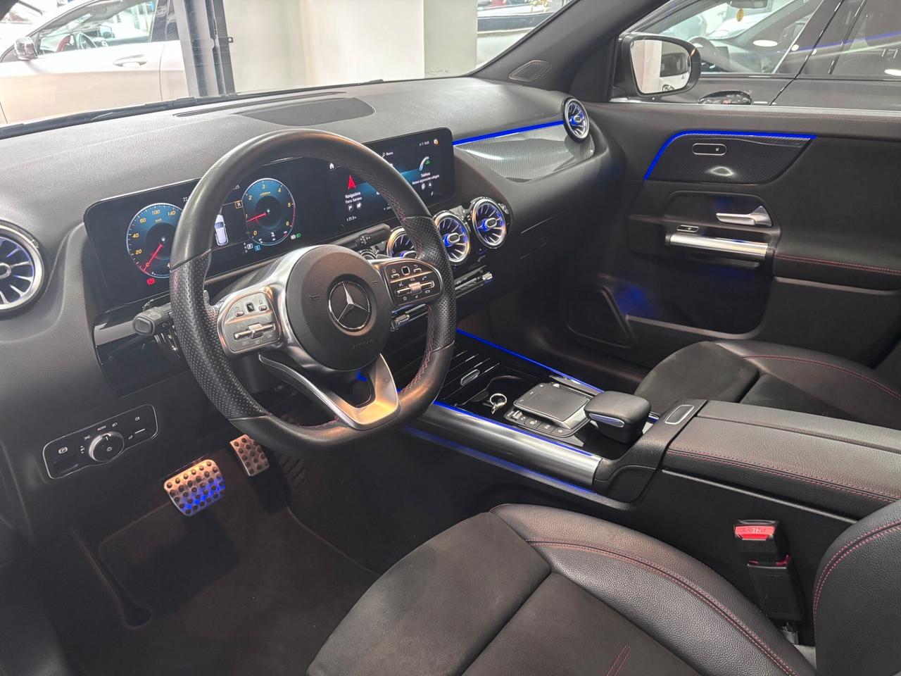 MERCEDES-BENZ GLA 200D PREMIUM AMG-LED-NAVI