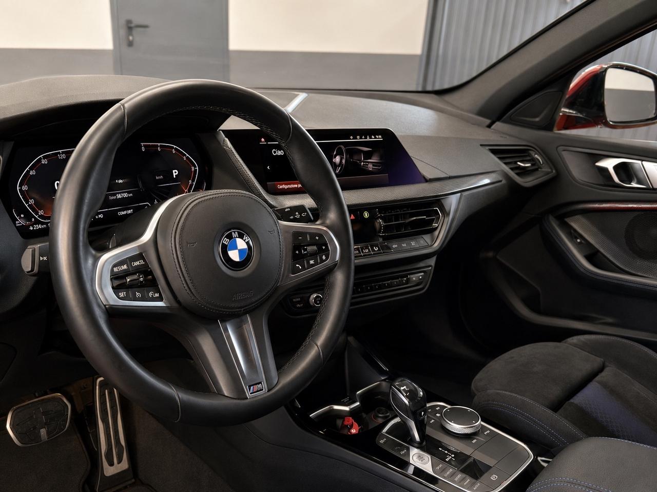 Bmw 116 116d 5p. Msport
