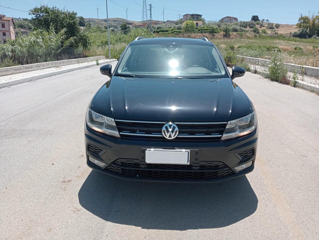 Volkswagen Tiguan 2.0 TDI SCR DSG 4MOTION Sport BMT