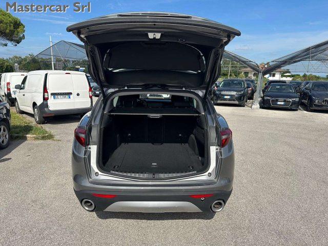 ALFA ROMEO Stelvio 2.2 t Business Q4 180cv AT8 auto - FN872TT