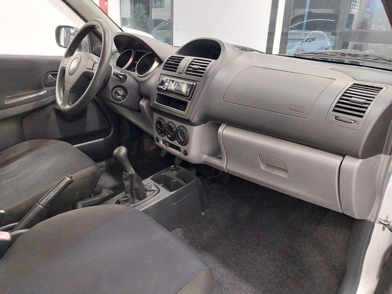 Suzuki Ignis 1.3 DDiS 94CV - 2005