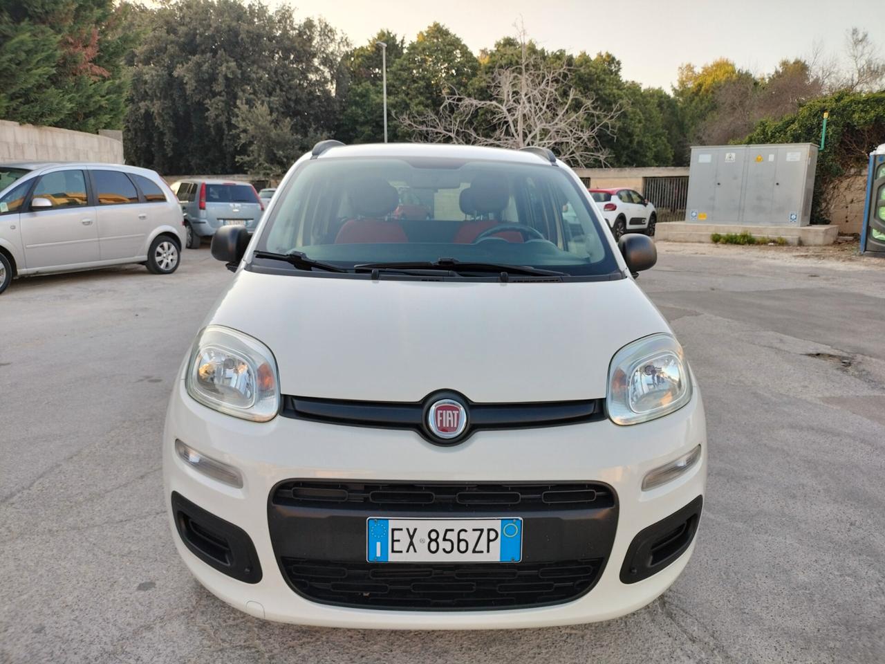 Fiat Panda 1.2 EasyPower Lounge GPL casa madre