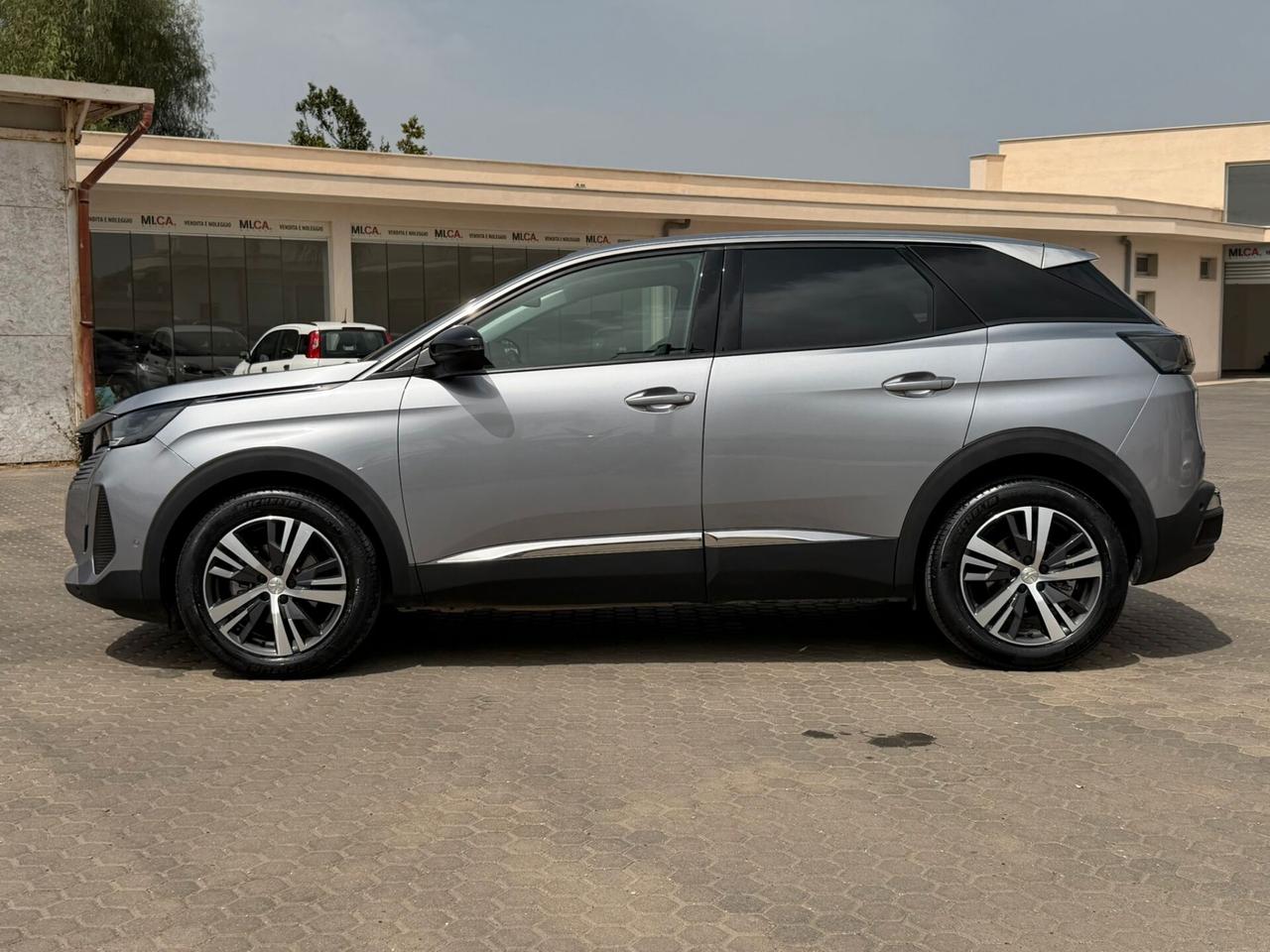 Peugeot 3008 BlueHDi 130 S&S EAT8 Allure