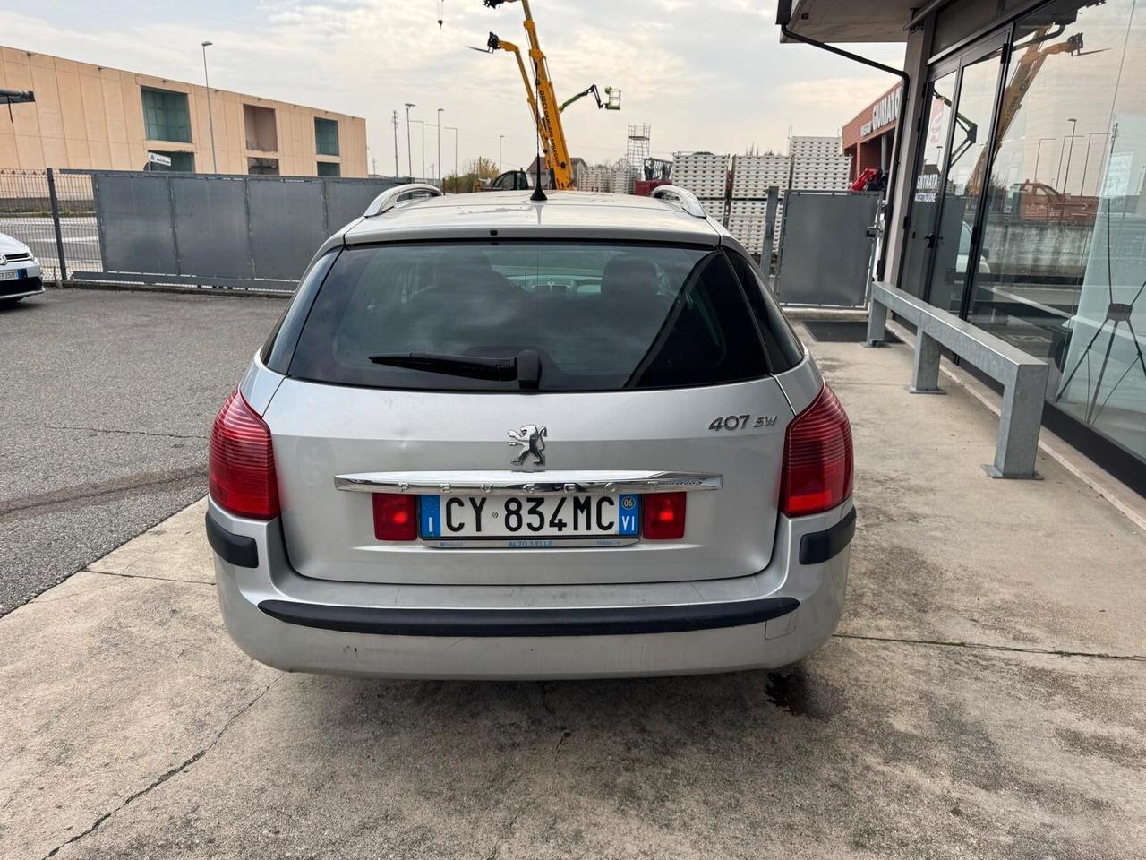 Peugeot 407 1.6 HDi SW Confort