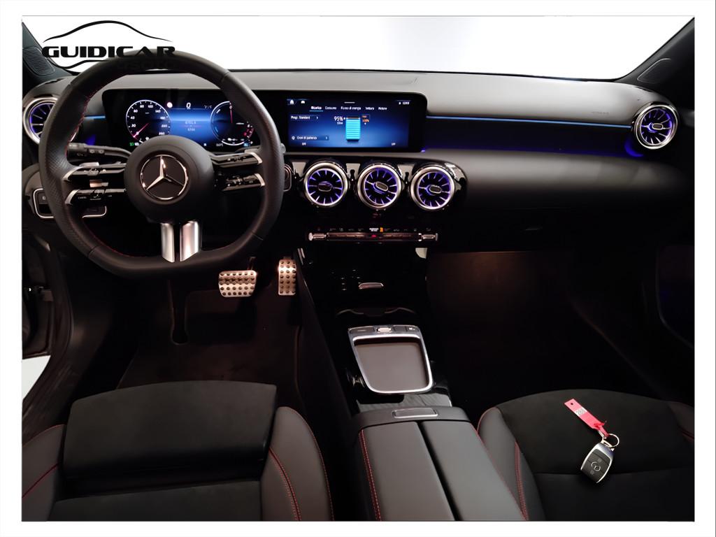 Mercedes-Benz Classe A - W177 2023 - A 250 e phev AMG Line Advanced Plus auto