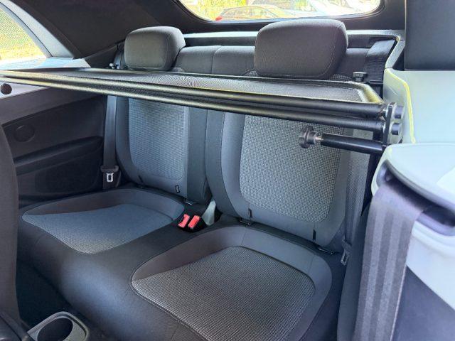 VOLKSWAGEN Maggiolino CABIO 2.0 TDI 110CV
