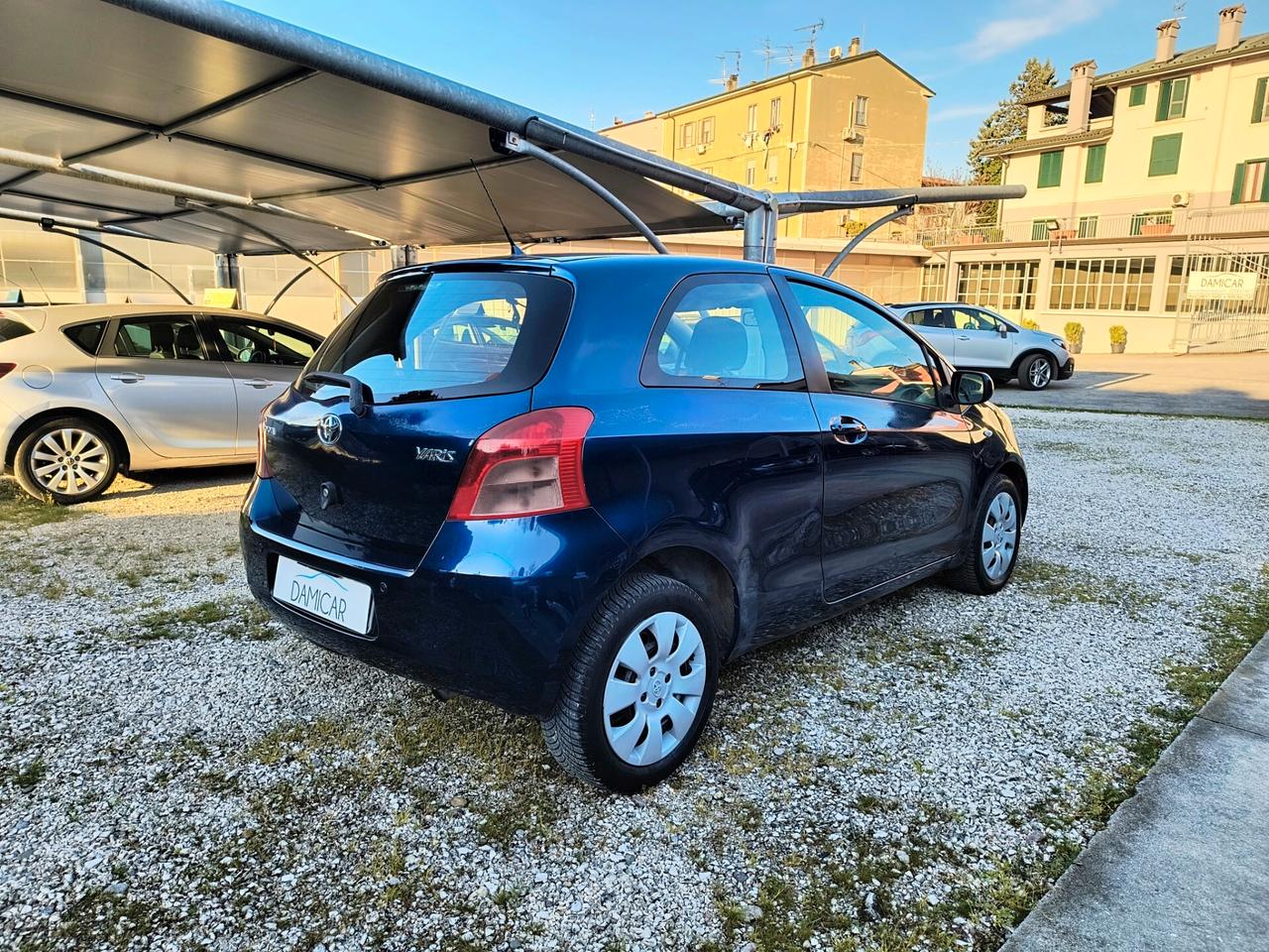 Toyota Yaris 1.0 3p Benzina