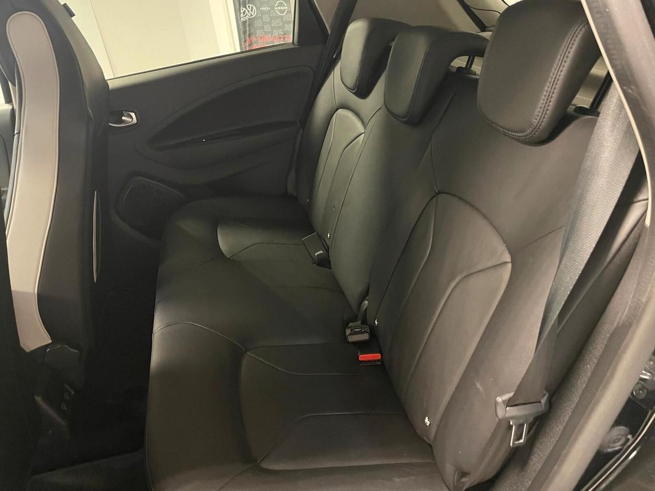 RENAULT ZOE ELETTRICA-AUTONOMIA 400KM- NO VINCOLI