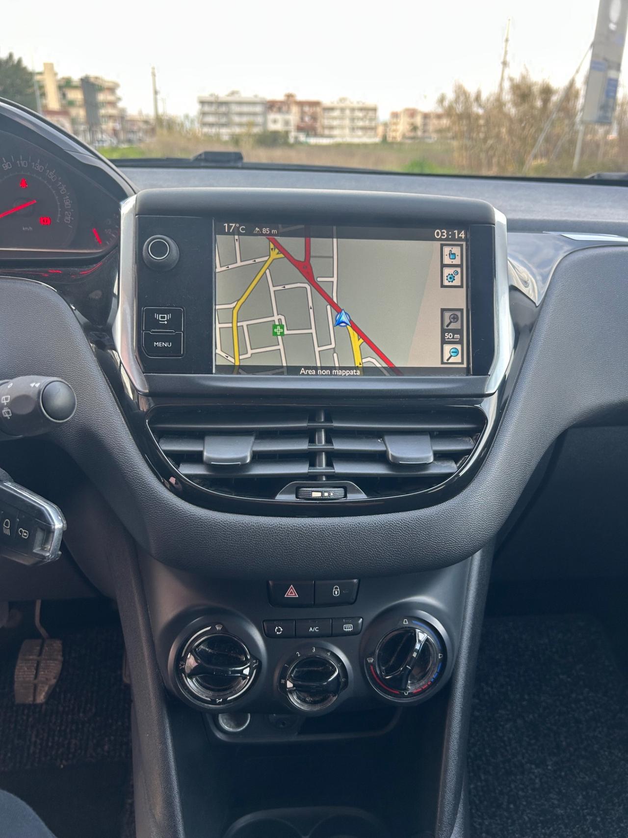 Peugeot 208 1.4 HDi 68 CV 3 porte Allure