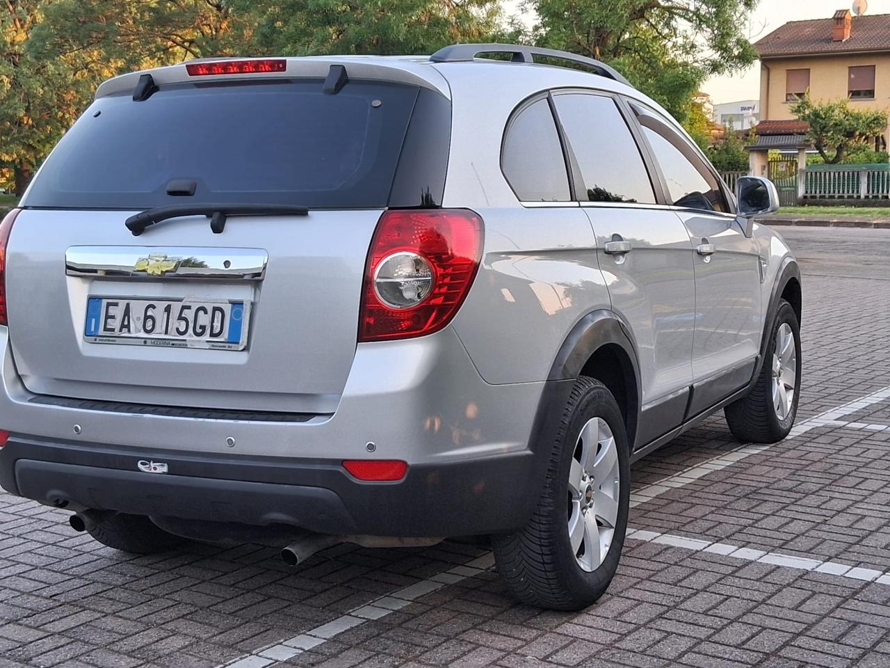 Chevrolet Captiva 2.4 2WD GPL Eco Logic...CELL 320 147 1147 WUATSAPP
