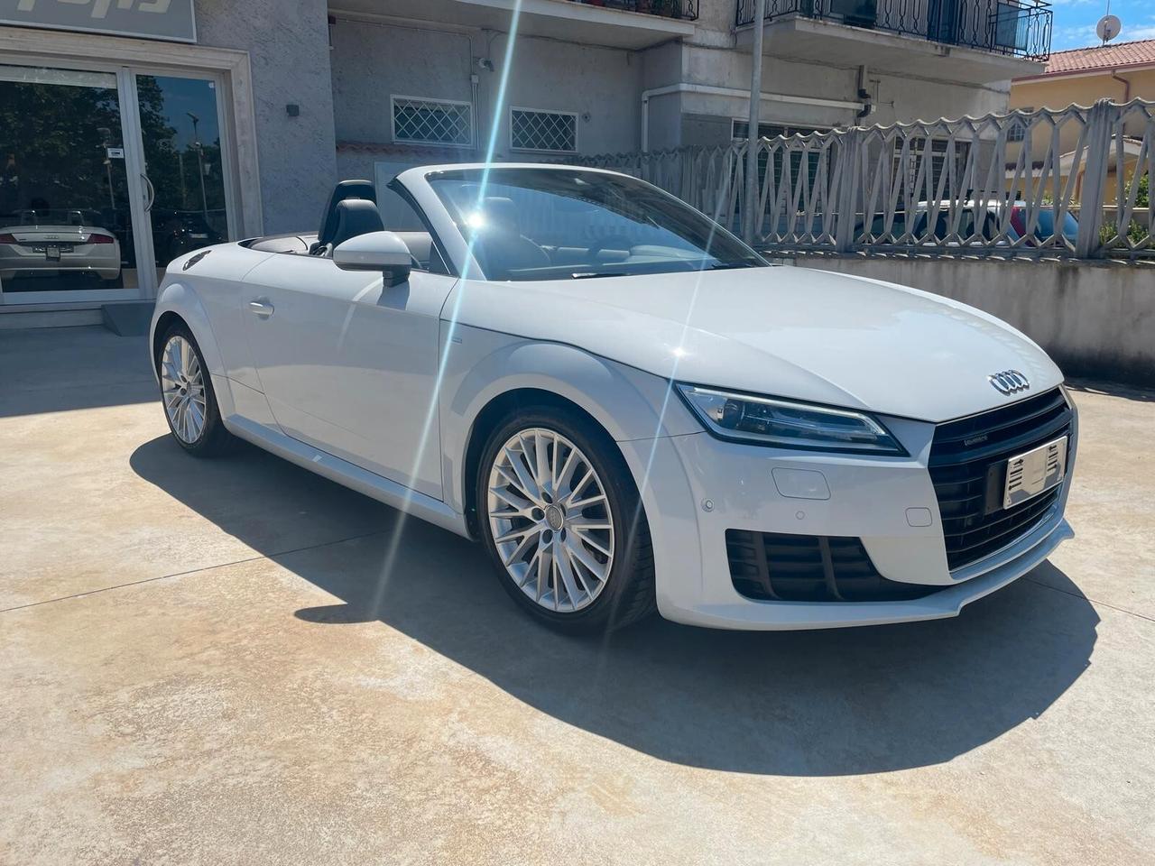 Audi TT Roadster 2.0 TFSI S tronic S line