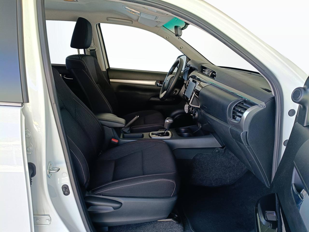 TOYOTA Hilux IV 2021 - Hilux 2.4 d-4d extra cab Comfort 4wd