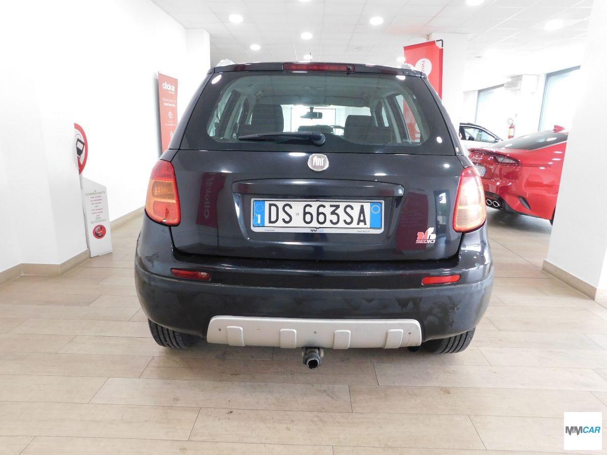 FIAT - Sedici - 1.9 MJT 4x4 Emotion