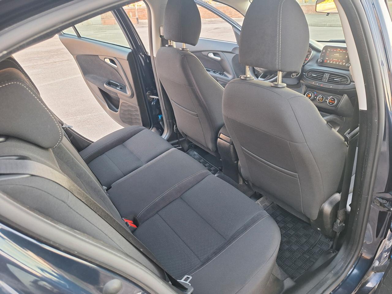 Fiat Tipo 1.6 MJT 120 CV "BERLINA" 50000 km 2017